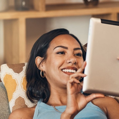 Enjoy a relaxing lifestyle at Paraiso at Fountain Square apartments in MiamiMiami 33174